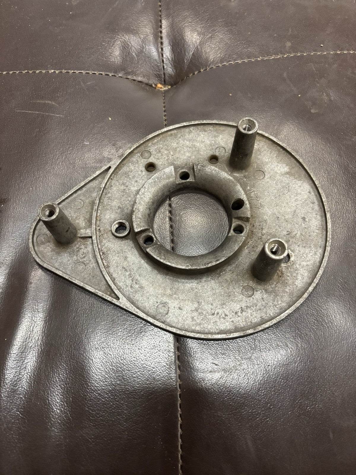 Harley Davidson  S&S air cleaner Backing Plate 177
