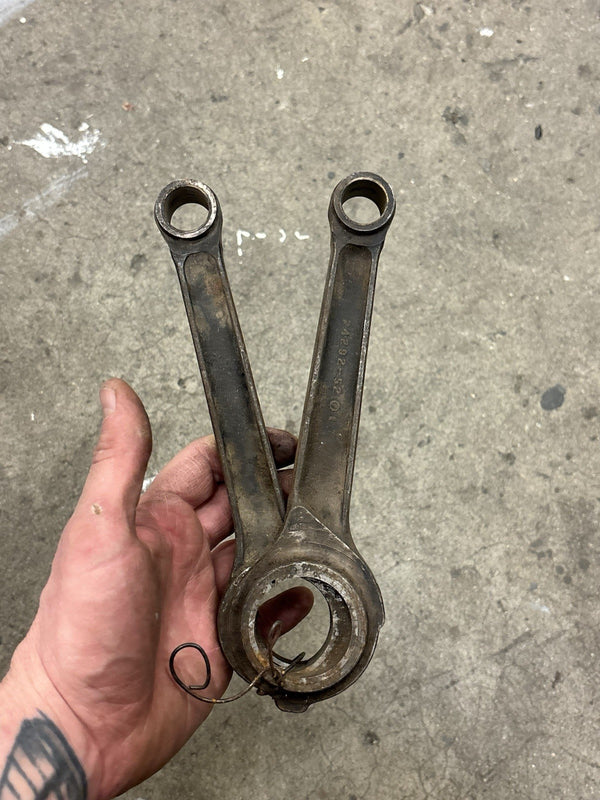 Harley K-model Connecting Rods Part # 24296-52 and 24292-52